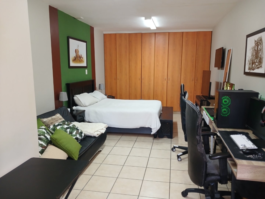 4 Bedroom Property for Sale in Dana Bay Western Cape